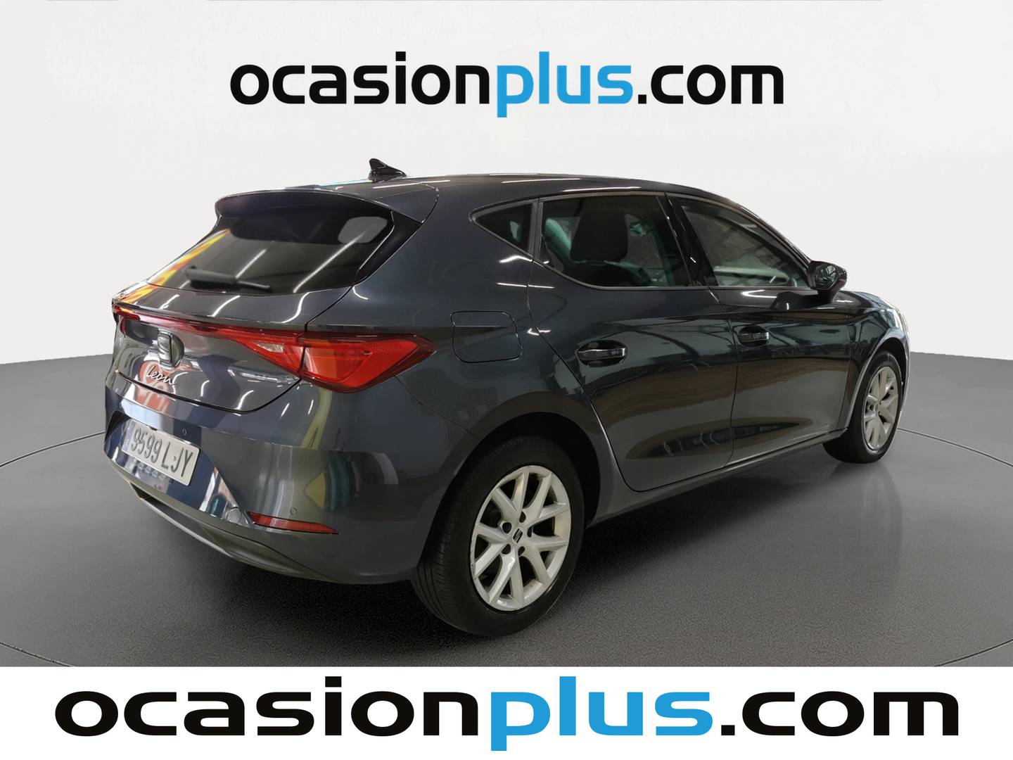 Foto trasera Seat León Seat León 2.0 TDI S&S Style (115 CV) derecha