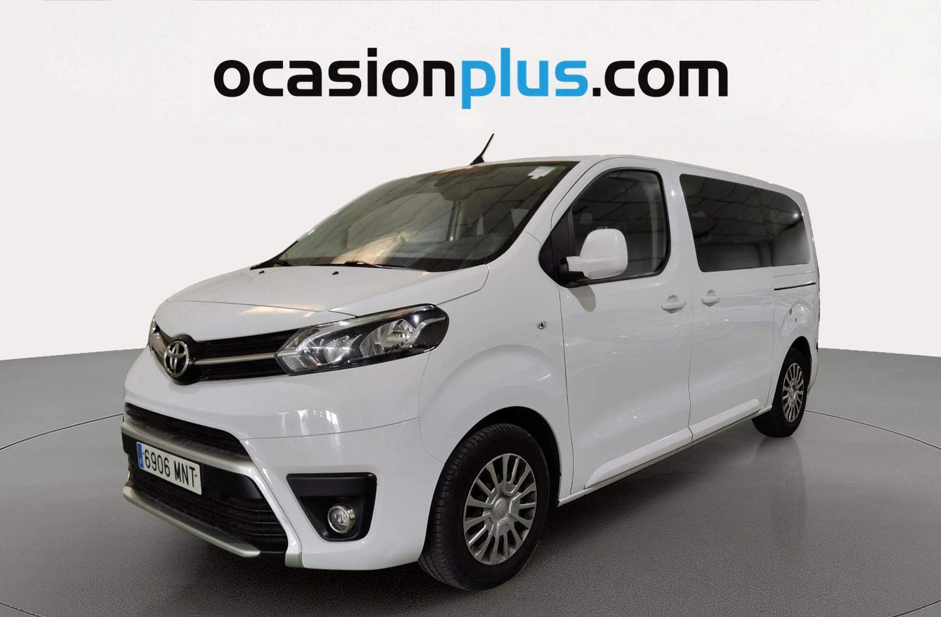 Toyota Proace Verso 2.0D VX Plus Shuttle L1 9 plazas