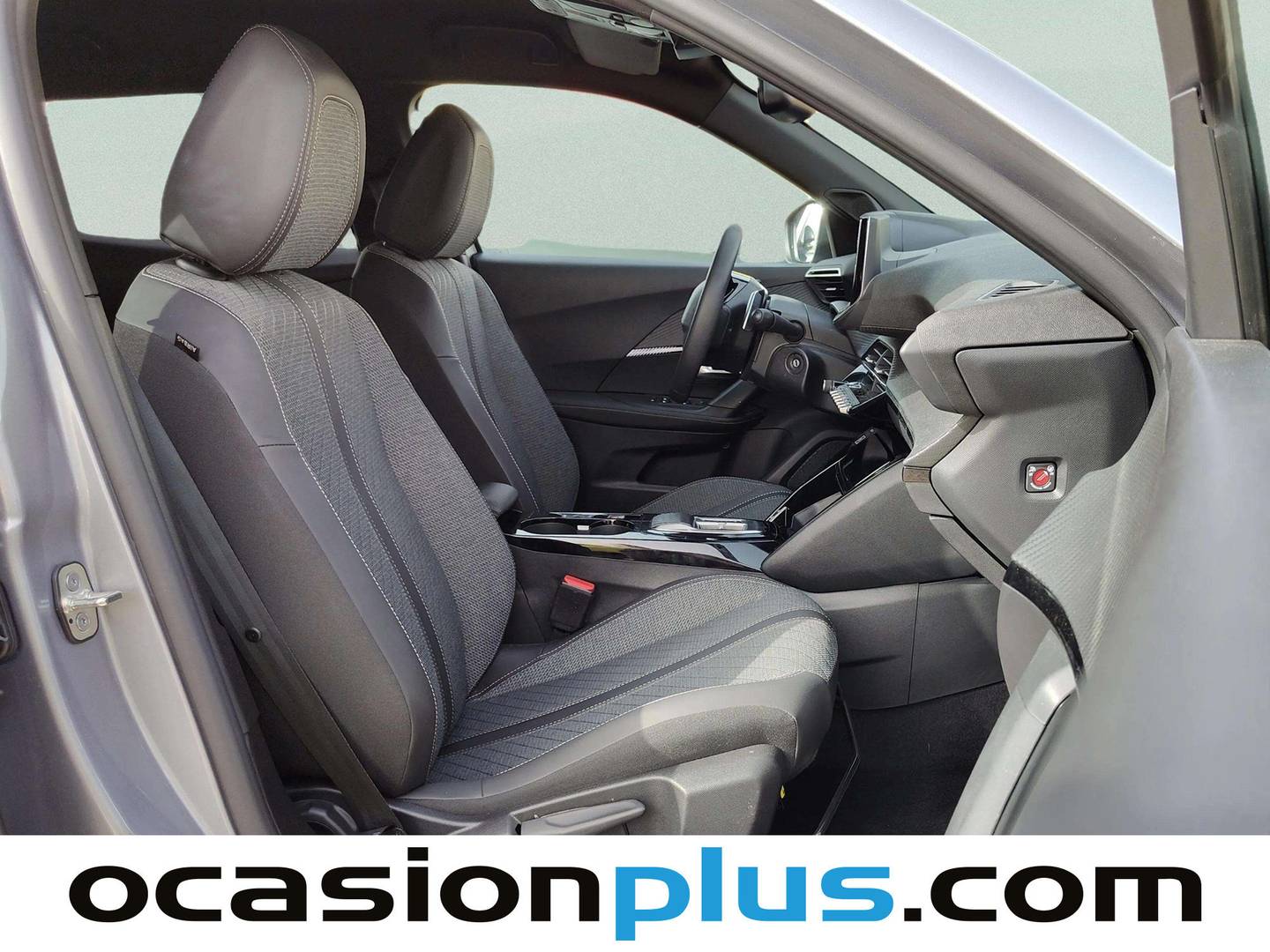 Peugeot 2008 Peugeot 2008 Allure Hybrid eDCS6 (145 CV) km 0