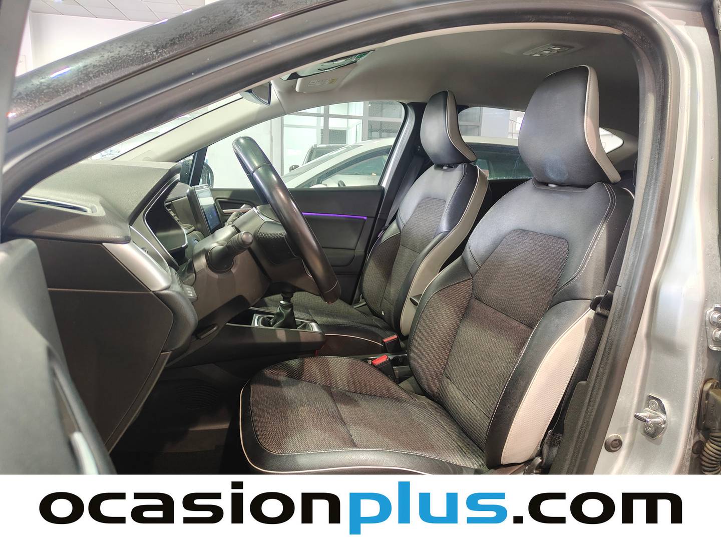 Foto asientos delanteros Renault Captur Renault Captur Techno TCe (90 CV)
