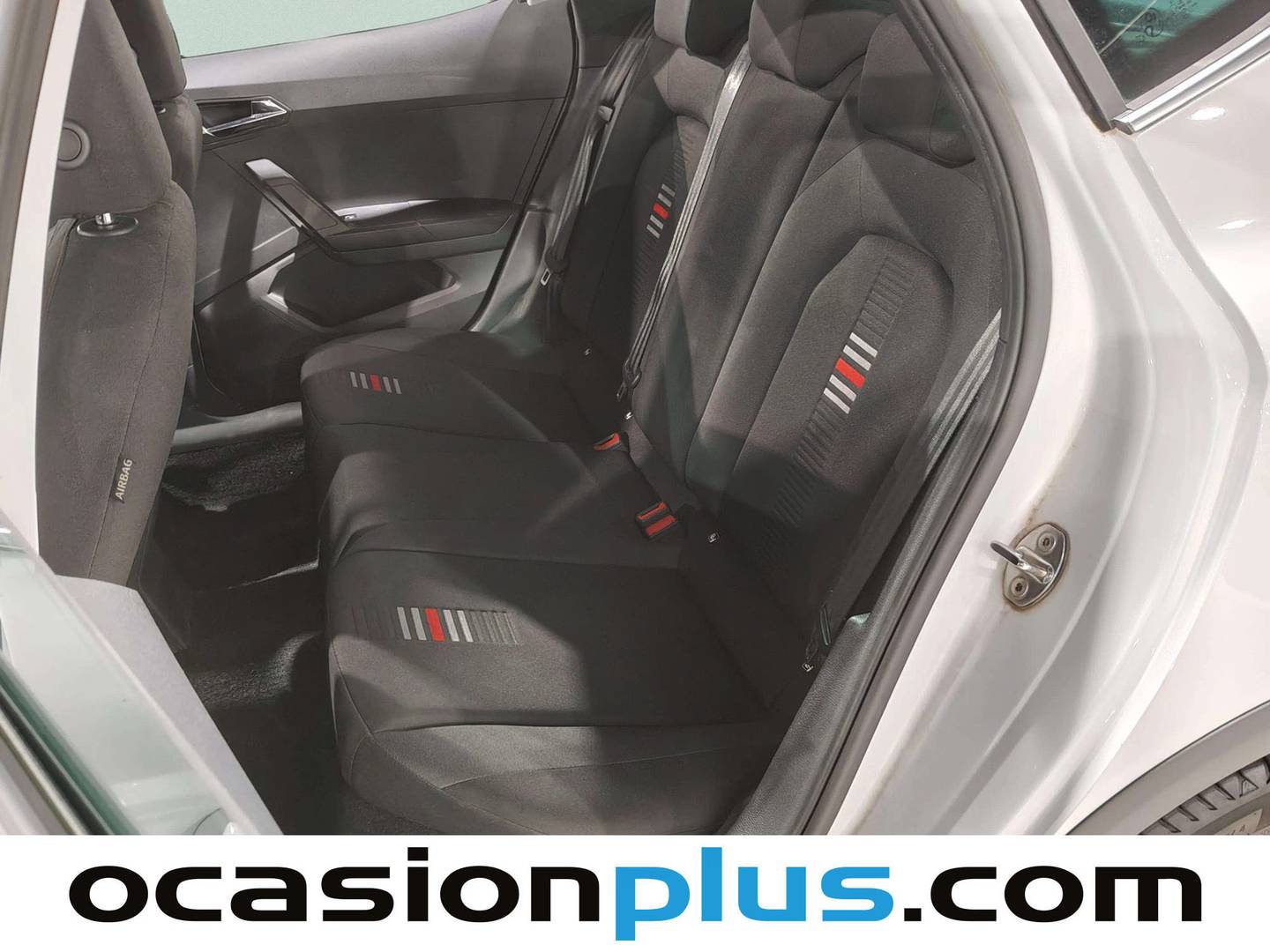 Foto asientos traseros Seat Arona Seat Arona 1.0 TGI GNC FR  (90 CV)