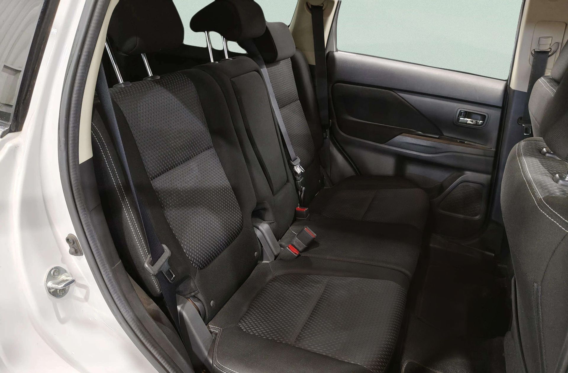 Mitsubishi Outlander 220 DI-D Motion 2WD - foto 15