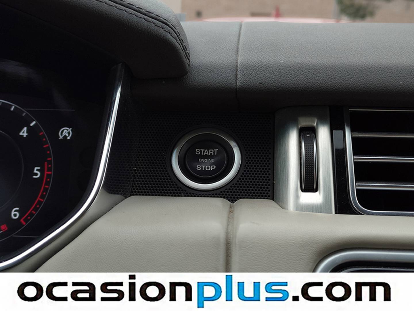 Foto Land Rover Range Rover Land Rover Range Rover 4.4 SDV8 Vogue (339 CV)