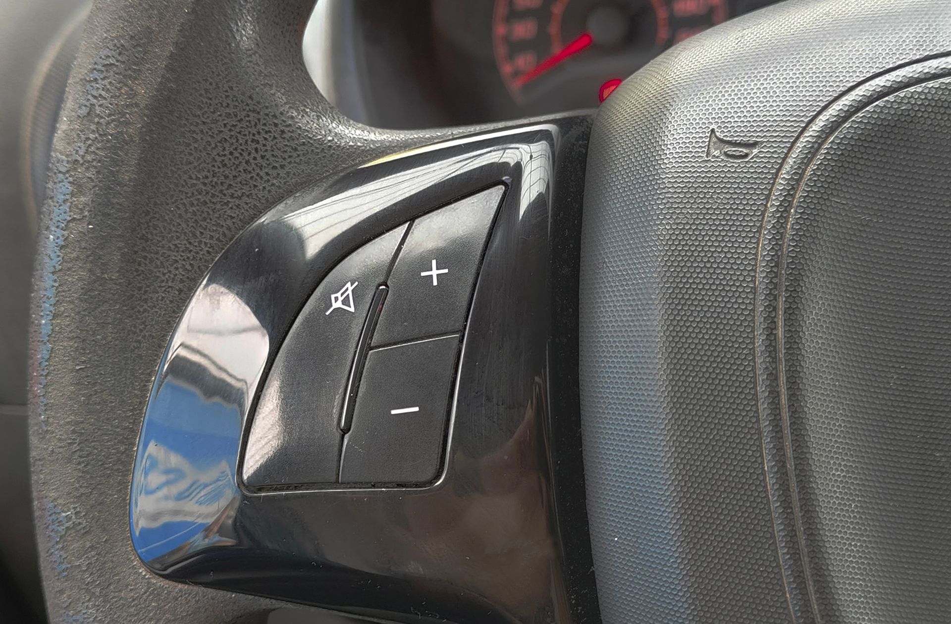 Fiat Qubo 1.3 MultiJet Lounge - foto 23