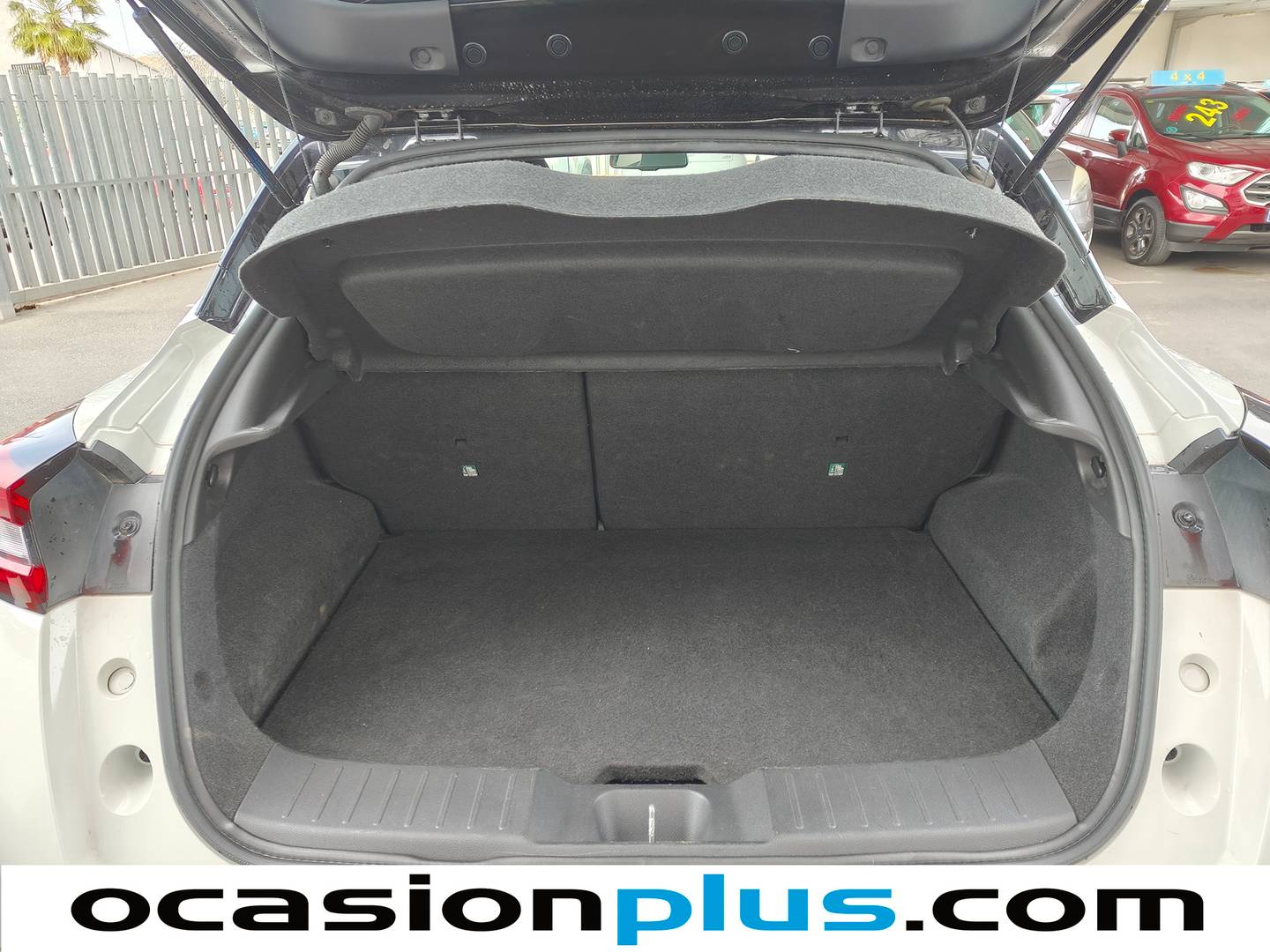 Foto Nissan JUKE Nissan Juke Hybrid N-Design Black Auto (143 CV)