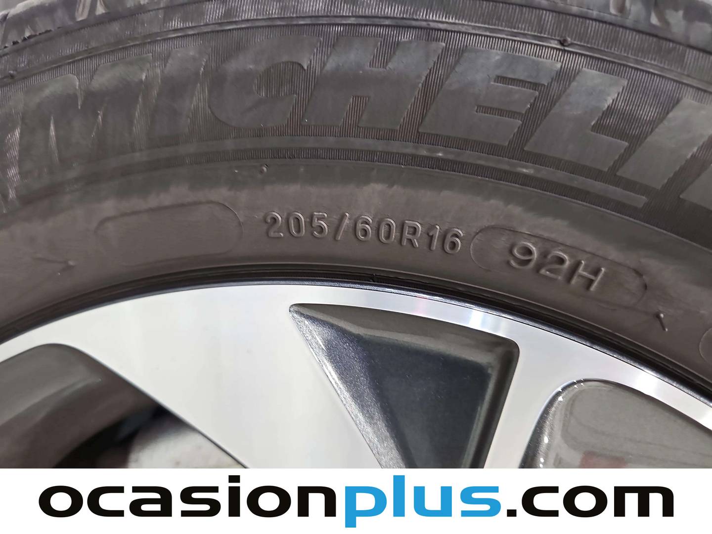 Foto KIA XCeed Kia XCeed 1.0 T-GDi Drive (120 CV)