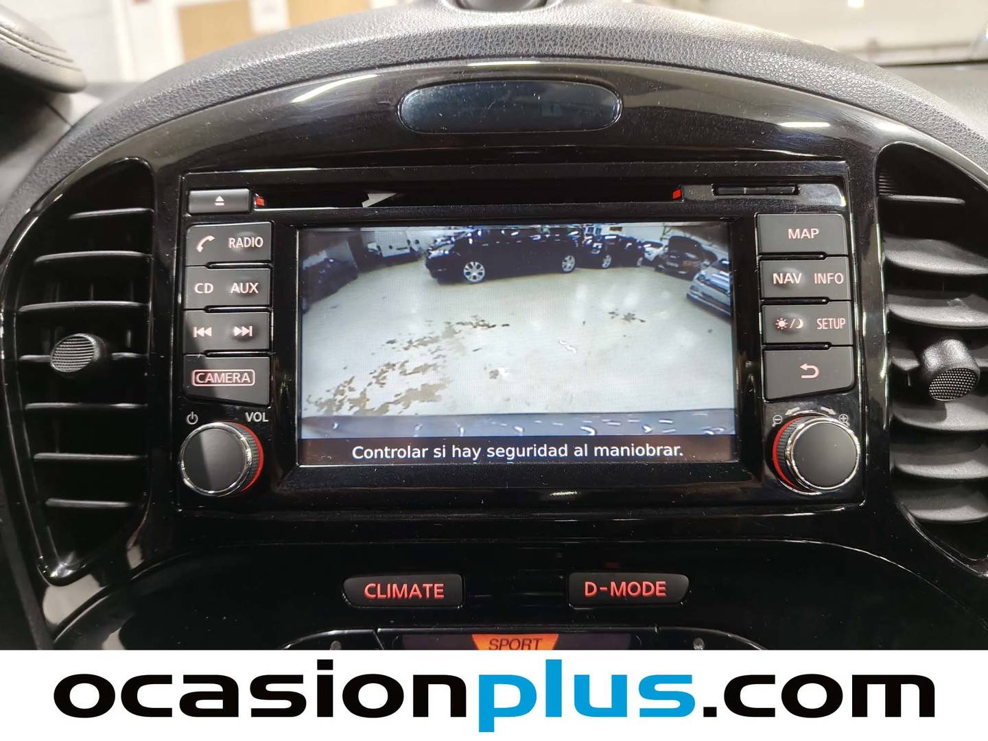 Foto Nissan JUKE Nissan Juke E6D-Temp (112 CV) 5M/T N-CONNECTA