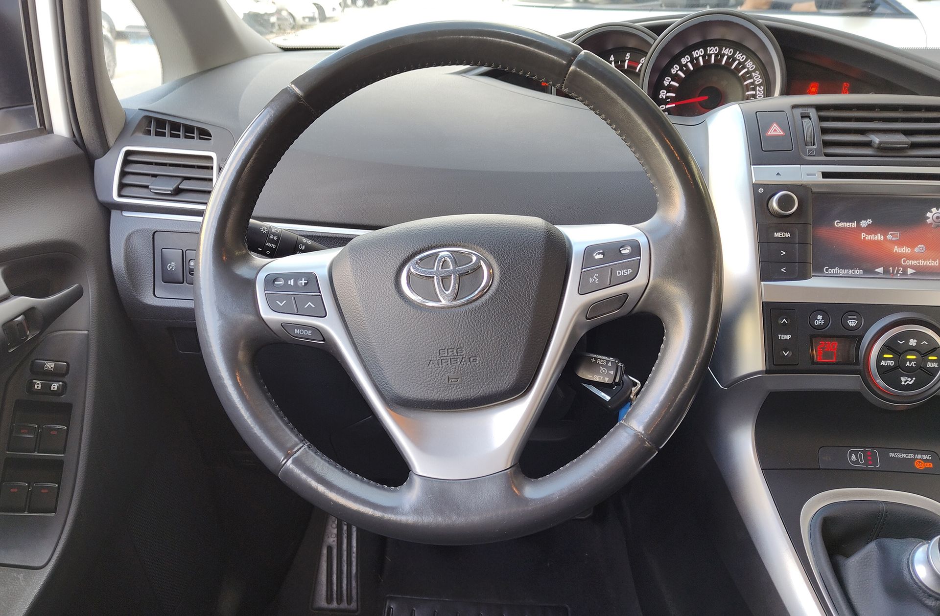Toyota Verso 115D Advance - foto 20