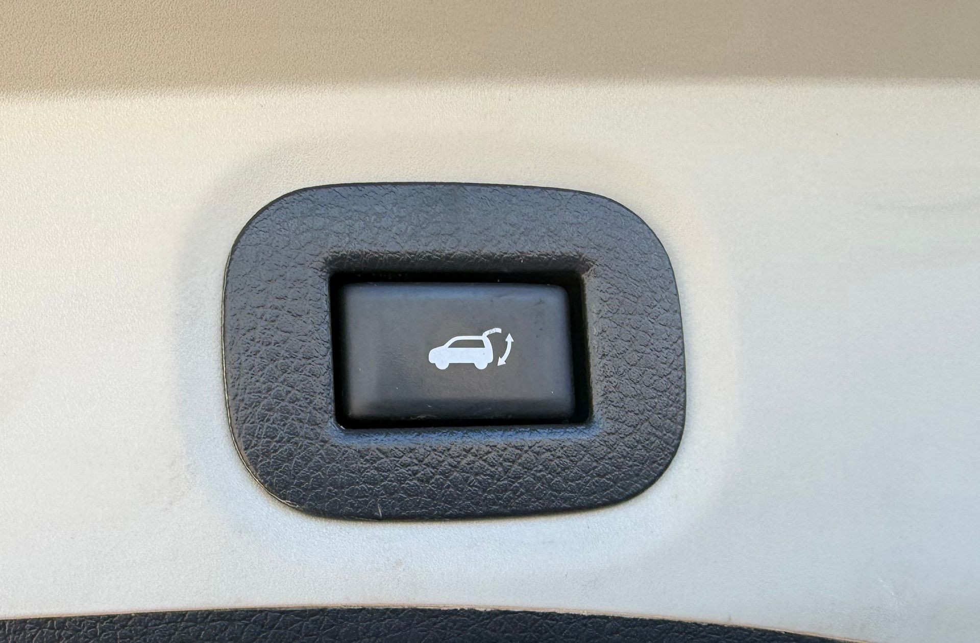 Nissan X-Trail dCi 130 N-Connecta Xtronic - foto 10