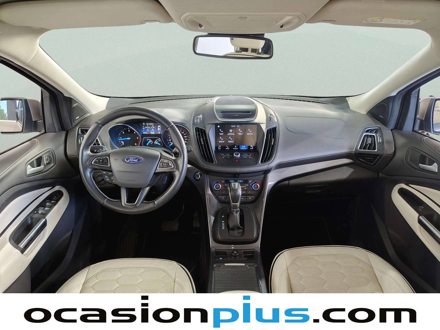 Ford Kuga Ford Kuga 2.0 TDCI S&S Vignale 4x4 Powershift (180 CV) de segunda mano