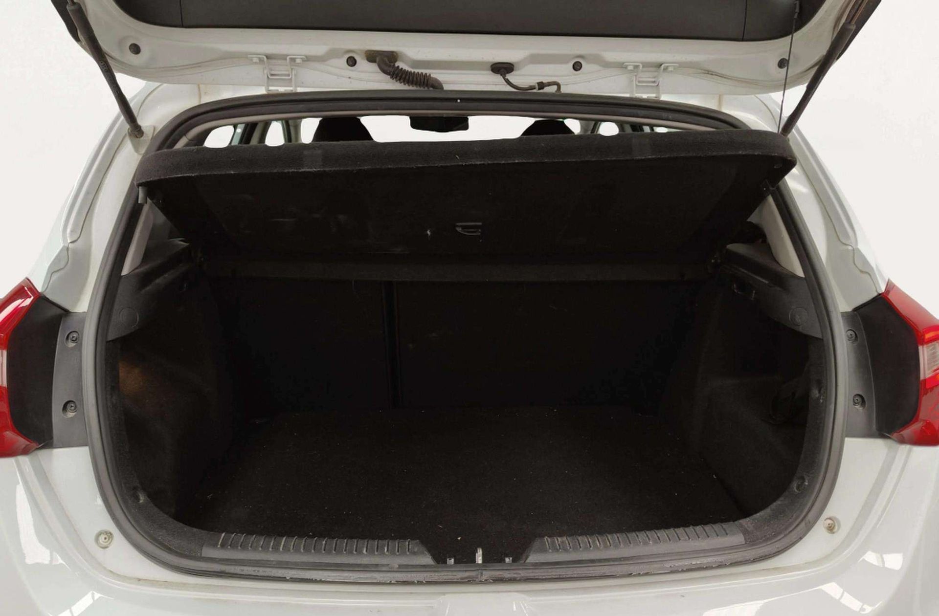 Kia Ceed 1.6 CRDi VGT x-Tech17 - foto 14