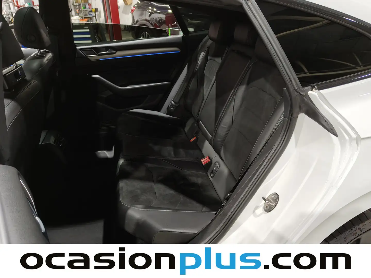 Foto Volkswagen Arteon Volkswagen Arteon R-Line 2.0 TDI  (190 CV) DSG