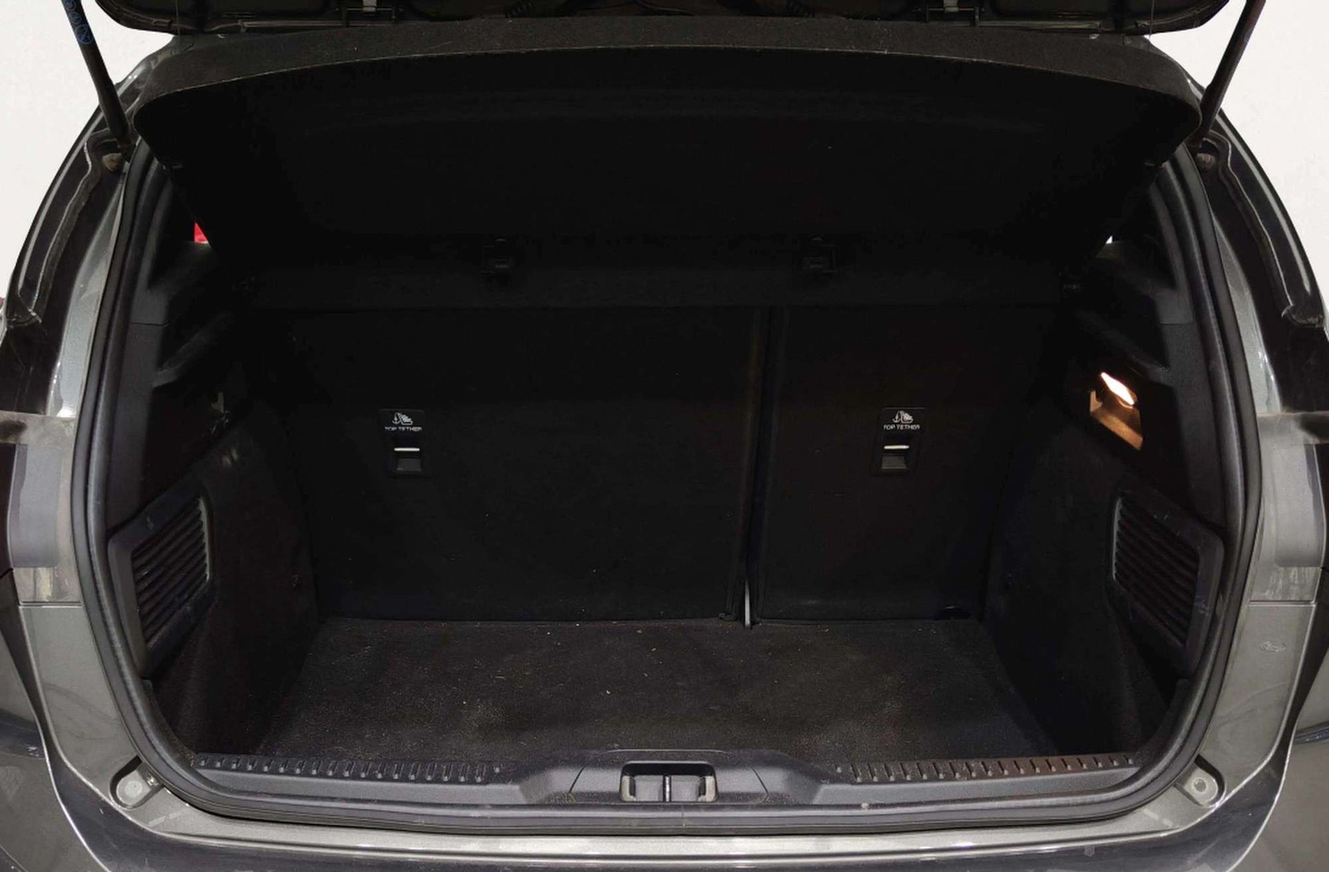 Ford Focus 1.5 EcoBlue ST-Line - foto 21