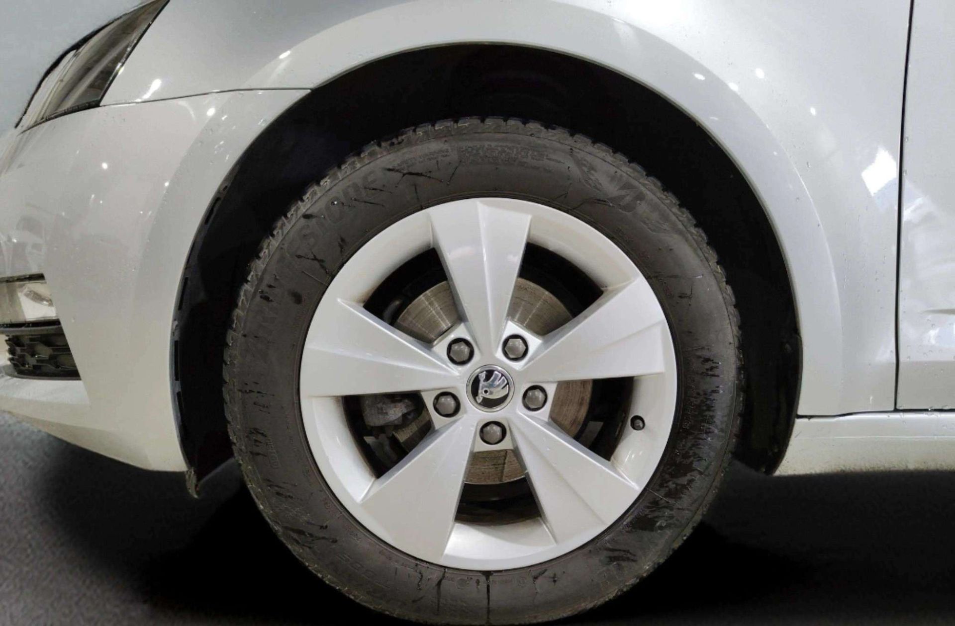 Škoda Octavia Combi 1.6 TDI CR Ambition - foto 36