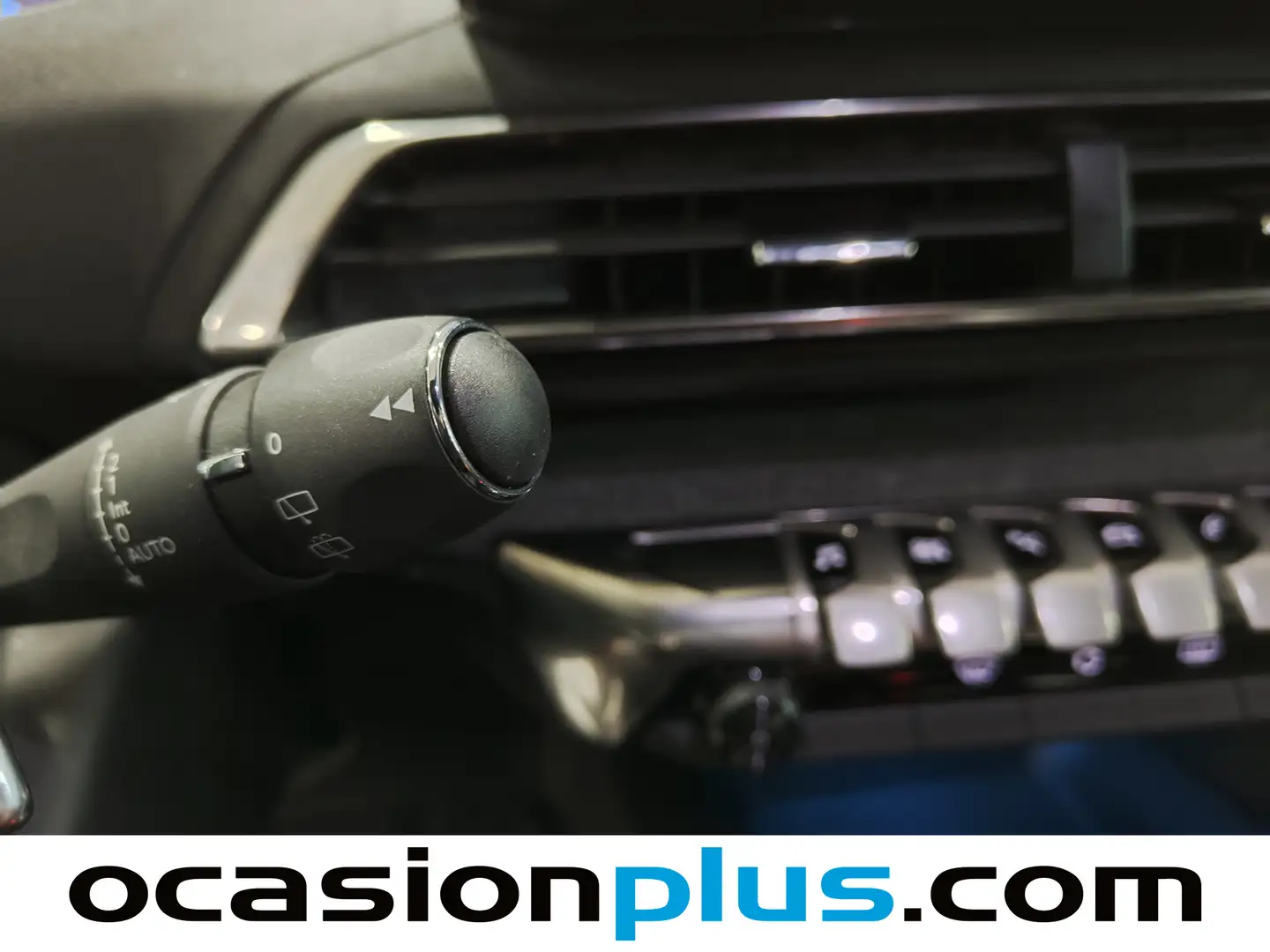 Foto Peugeot 3008 Peugeot 3008 PureTech 130 S&S Allure Pack EAT8 (130 CV)