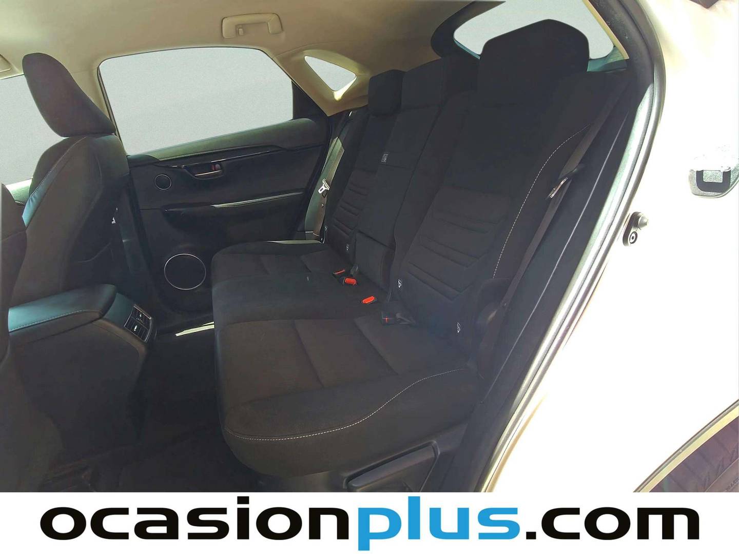Fotos maletero Lexus NX Lexus NX 300h Business Navigation 2WD (197 CV)