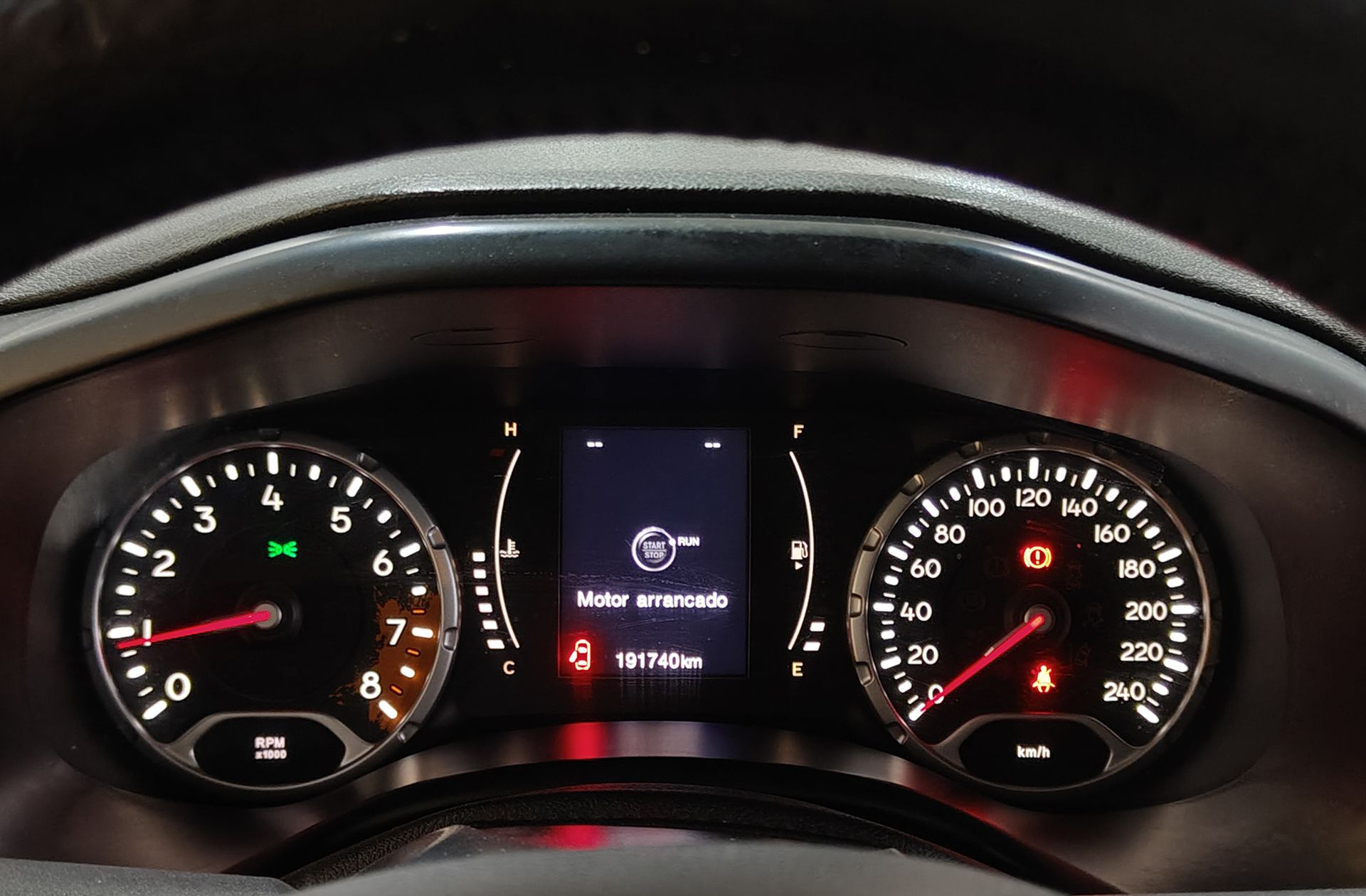 Jeep Renegade 1.4 MultiAir Longitude 4x2 - foto 19