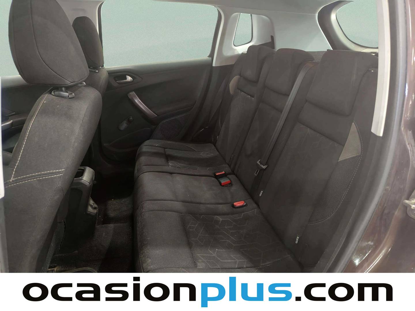Foto asientos traseros Peugeot 2008 Peugeot 2008 e-HDI 92 Active (92 CV)