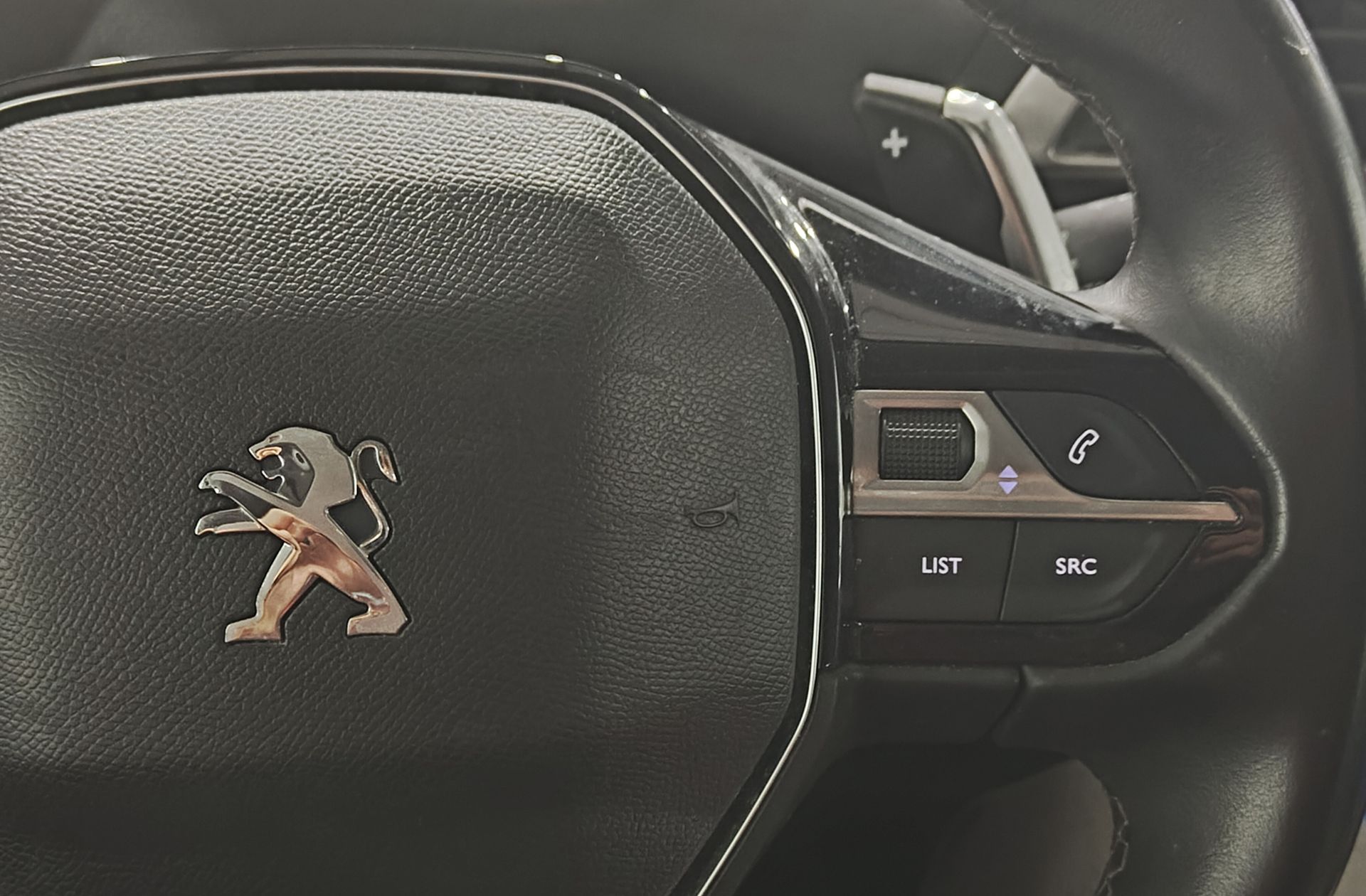 Peugeot 3008 BlueHDi 130 Allure EAT8 - foto 29