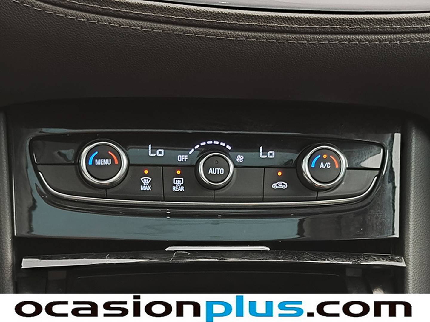 Foto Opel Grandland X Opel Grandland X 1.6 CDTi Excellence Auto (120 CV)