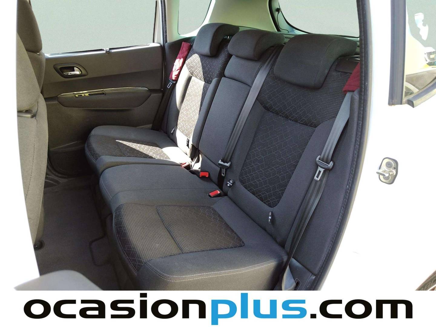 Foto asientos traseros Peugeot 3008 Peugeot 3008 1.6 BlueHDI FAP Style (120 CV)
