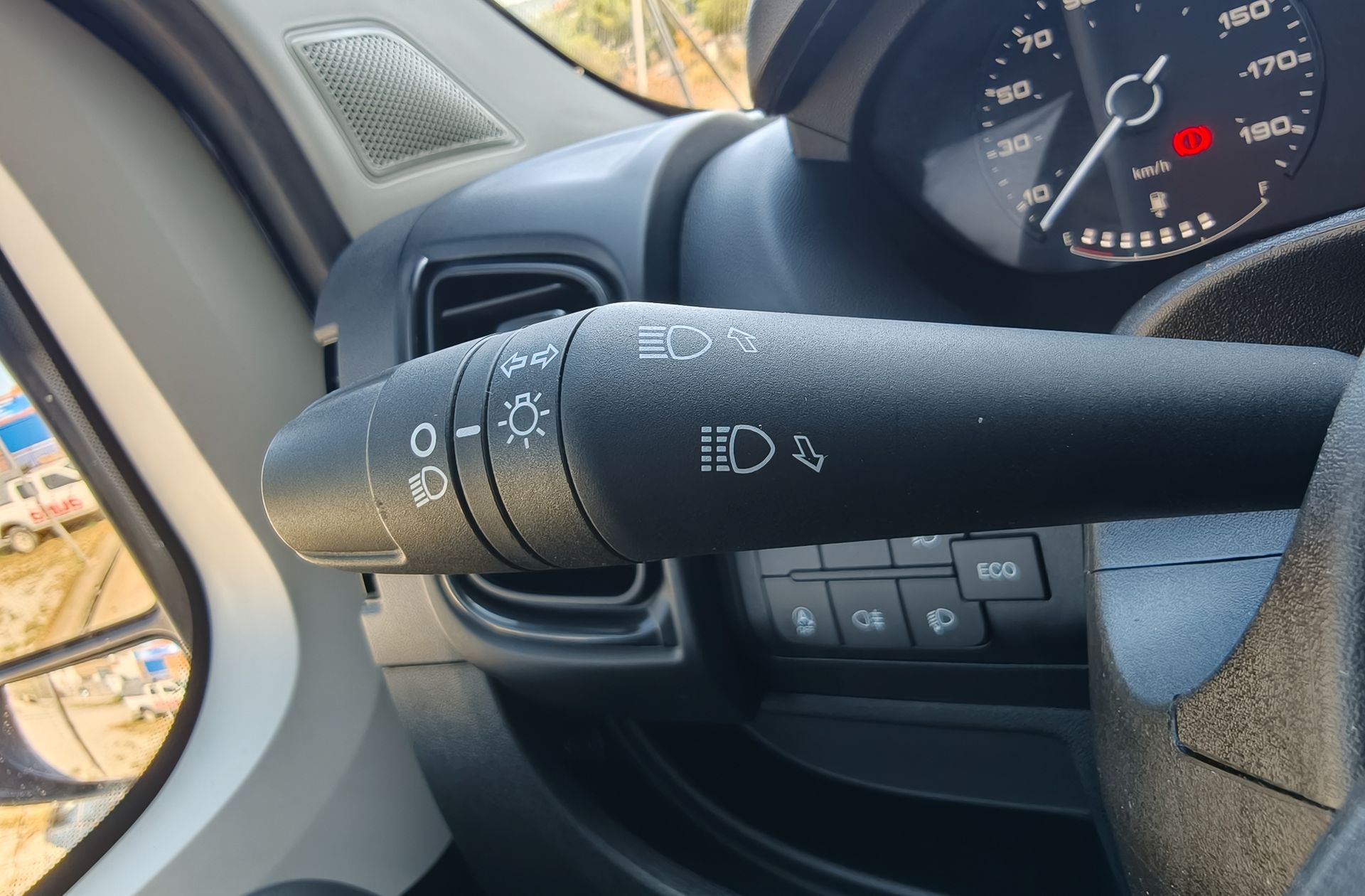 Citroën Jumper BlueHDi 140 35 L3H2 3 plazas - foto 19