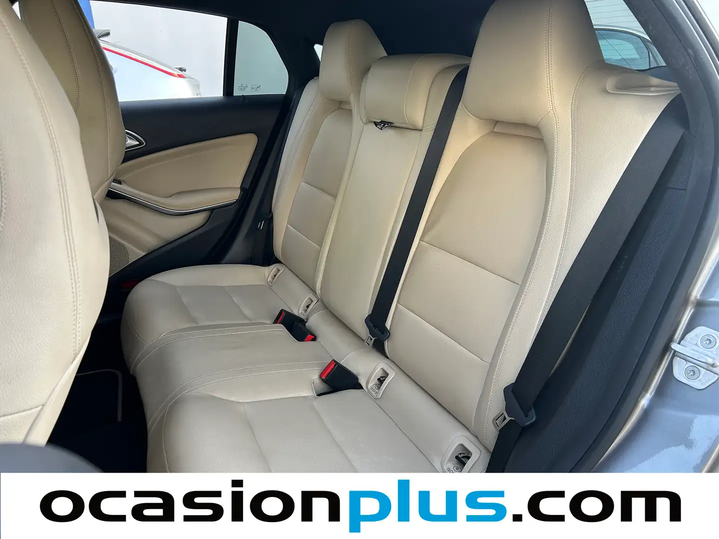 Foto Mercedes CLA Mercedes-Benz CLA Shooting Brake CLA 220 d Urban  (177 CV)