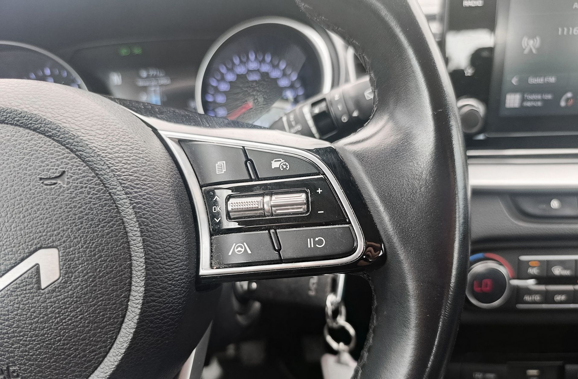 Kia Ceed 1.6 MHEV iMT Drive - foto 32