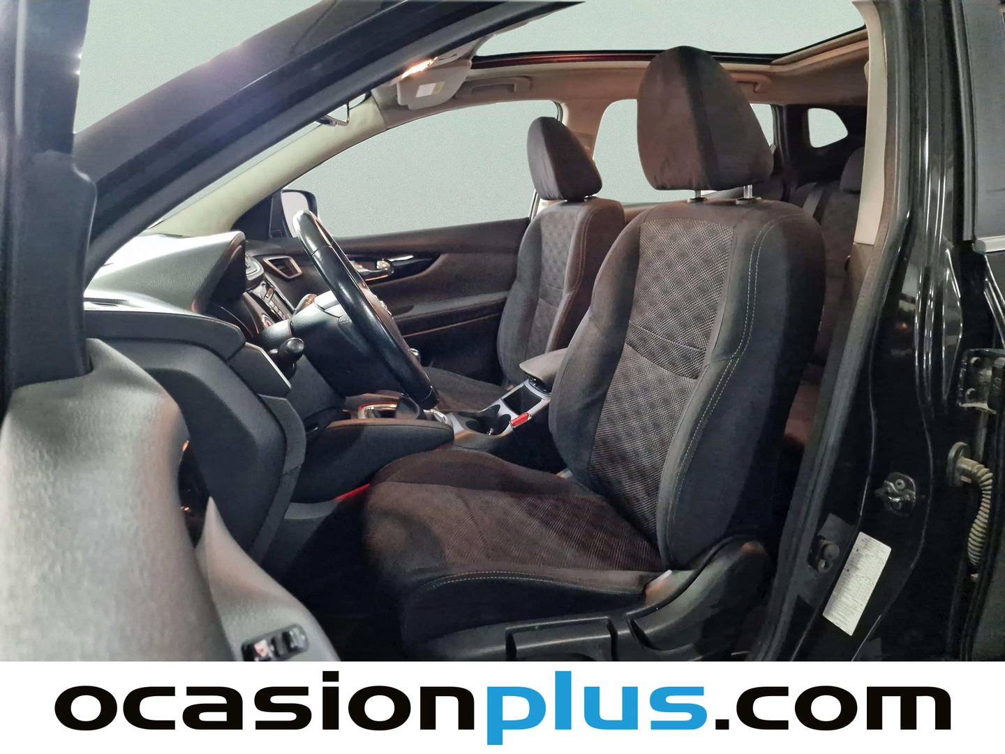 Foto asientos delanteros Nissan QASHQAI Nissan Qashqai dCi 110 N-Connecta 4x2 (110 CV)