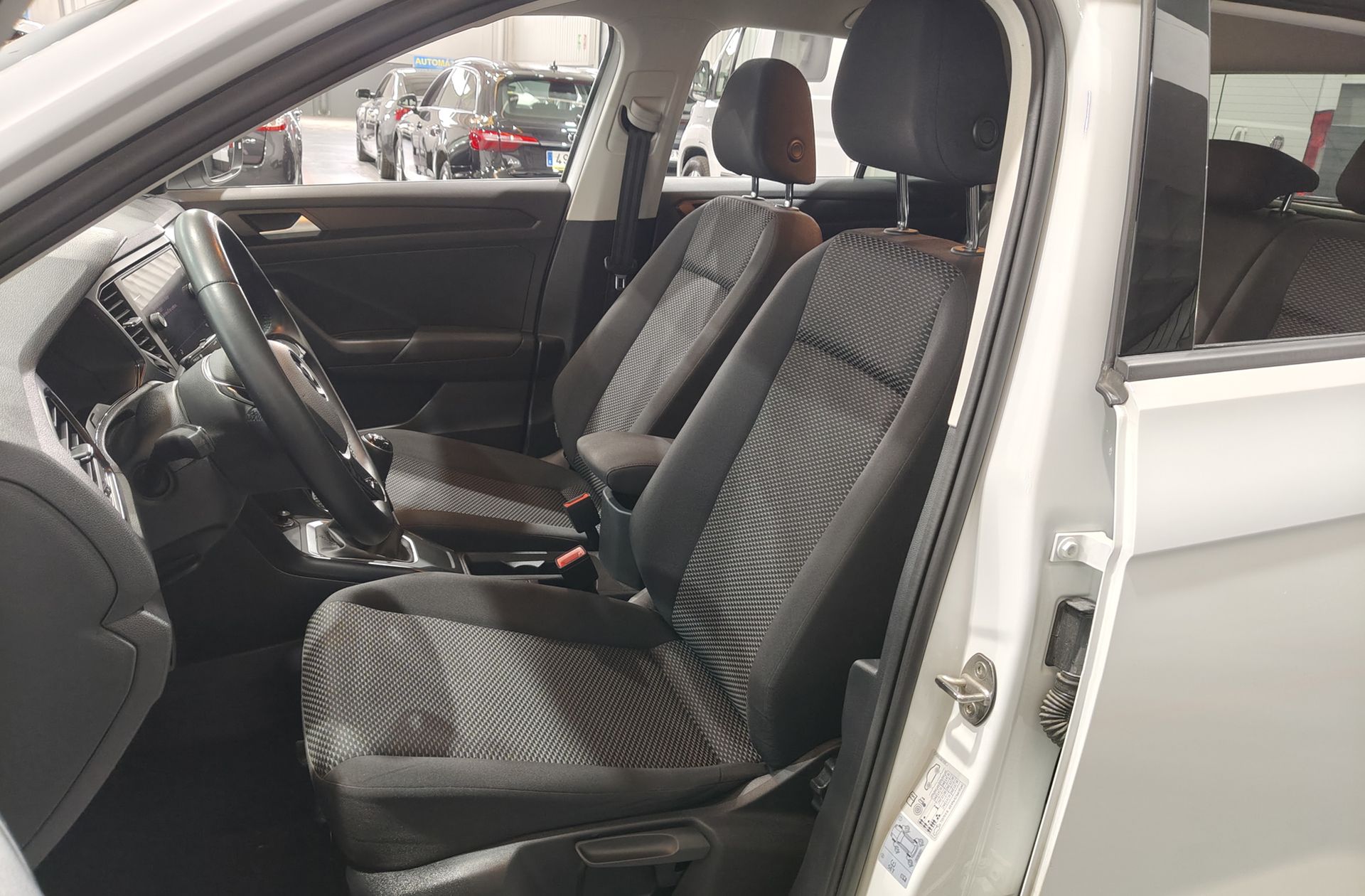 Volkswagen T-Roc Edition 1.0 TSI - foto 9