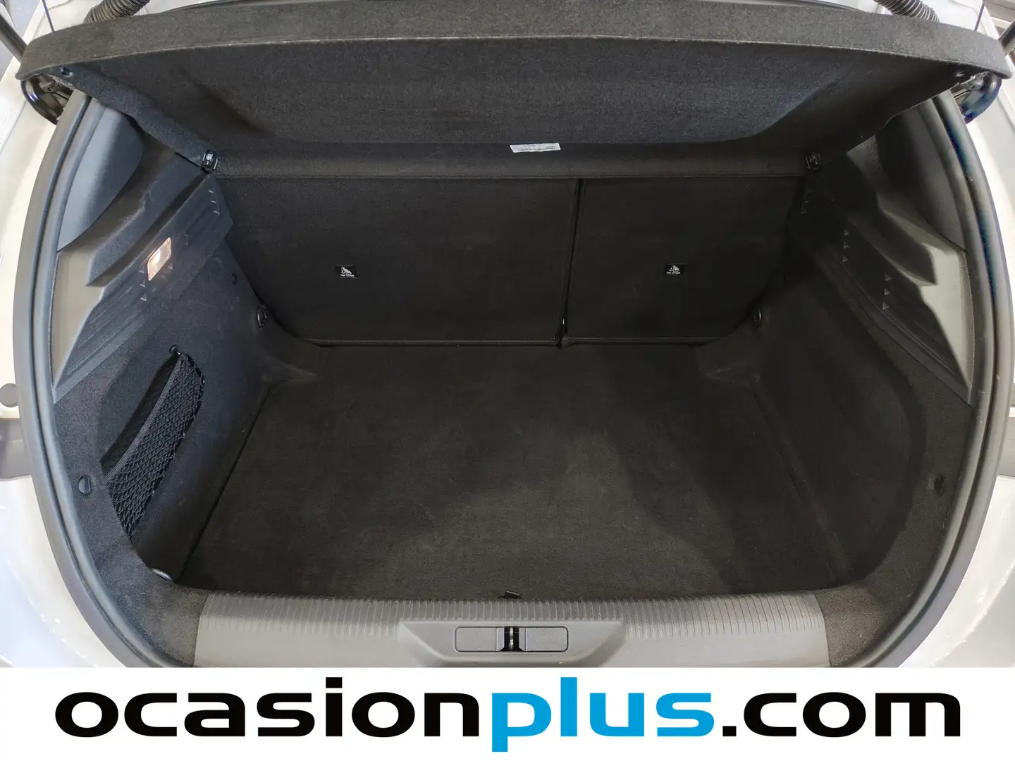 Foto Peugeot 308 Peugeot 308 Allure Hybrid eDCS6 (136 CV)