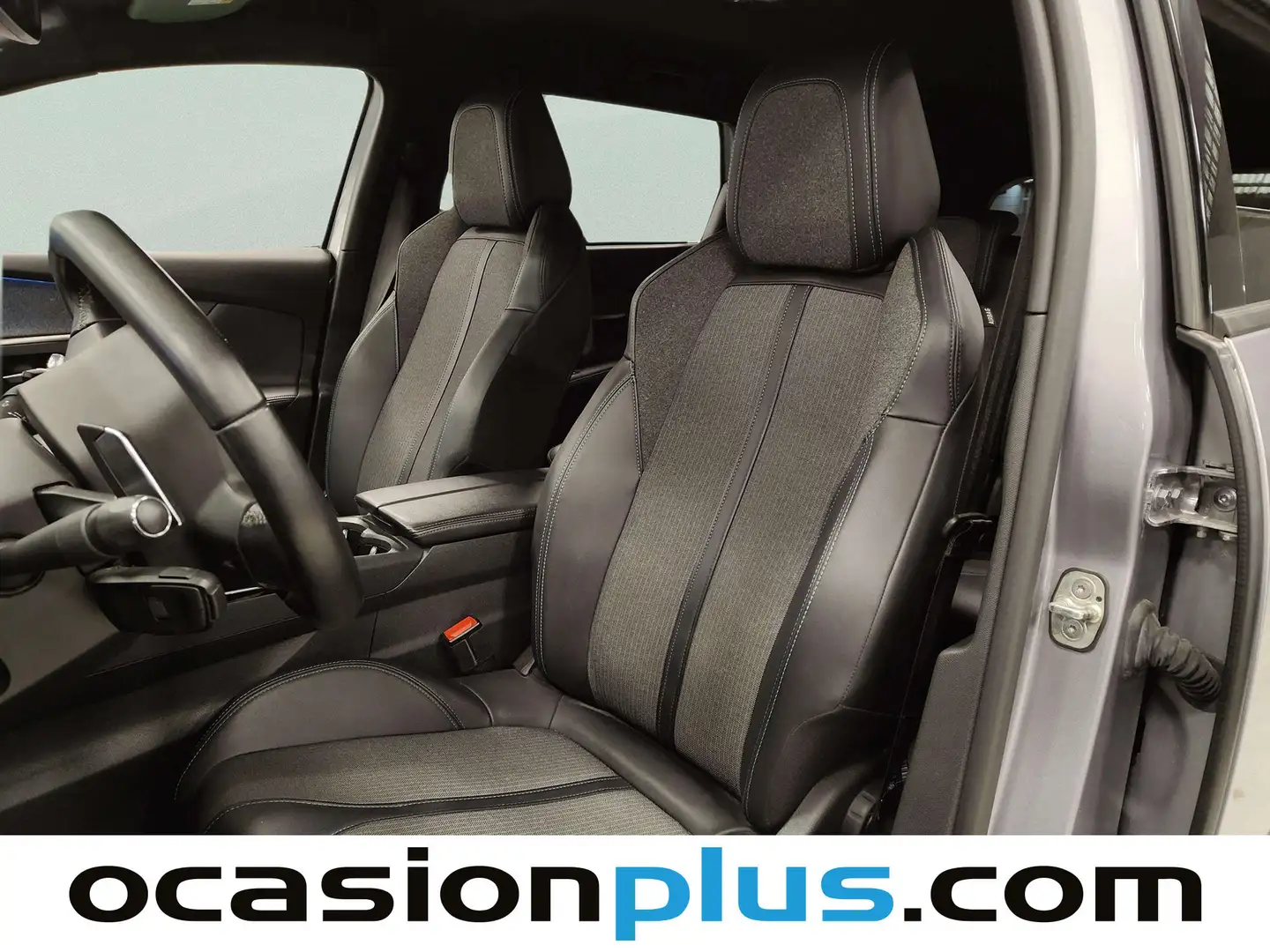 Foto Peugeot 5008 Peugeot 5008 PureTech 130 S&S Allure Pack EAT8 (130 CV) 7 plazas