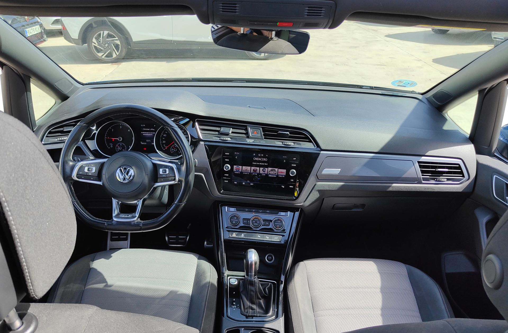 Volkswagen Touran Sport 2.0 TDI DSG R-Line - foto 8
