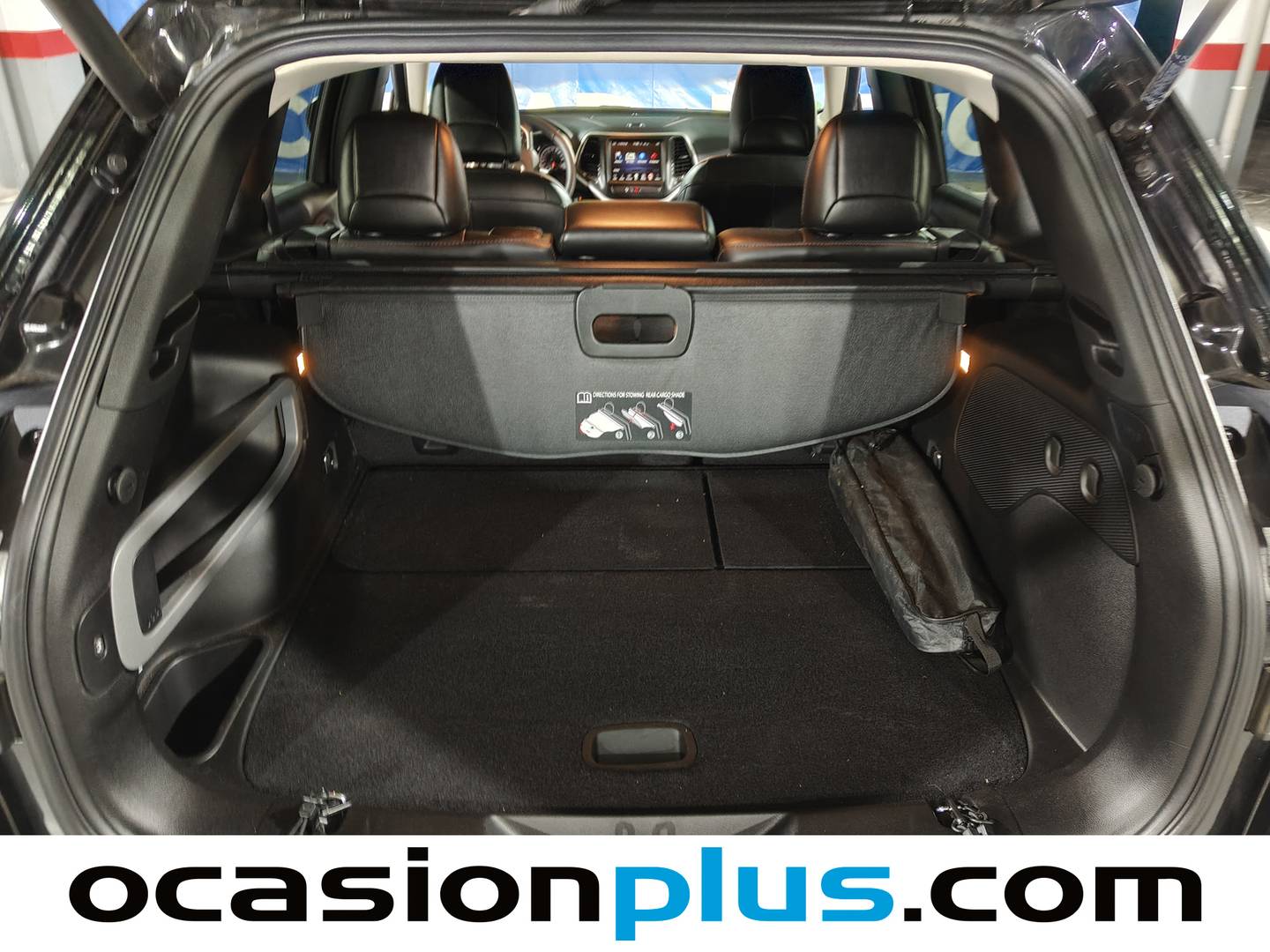 Foto Jeep Cherokee Jeep Cherokee 3.2 Trailhawk Active Drive Lock 4x4 Auto (271 CV)