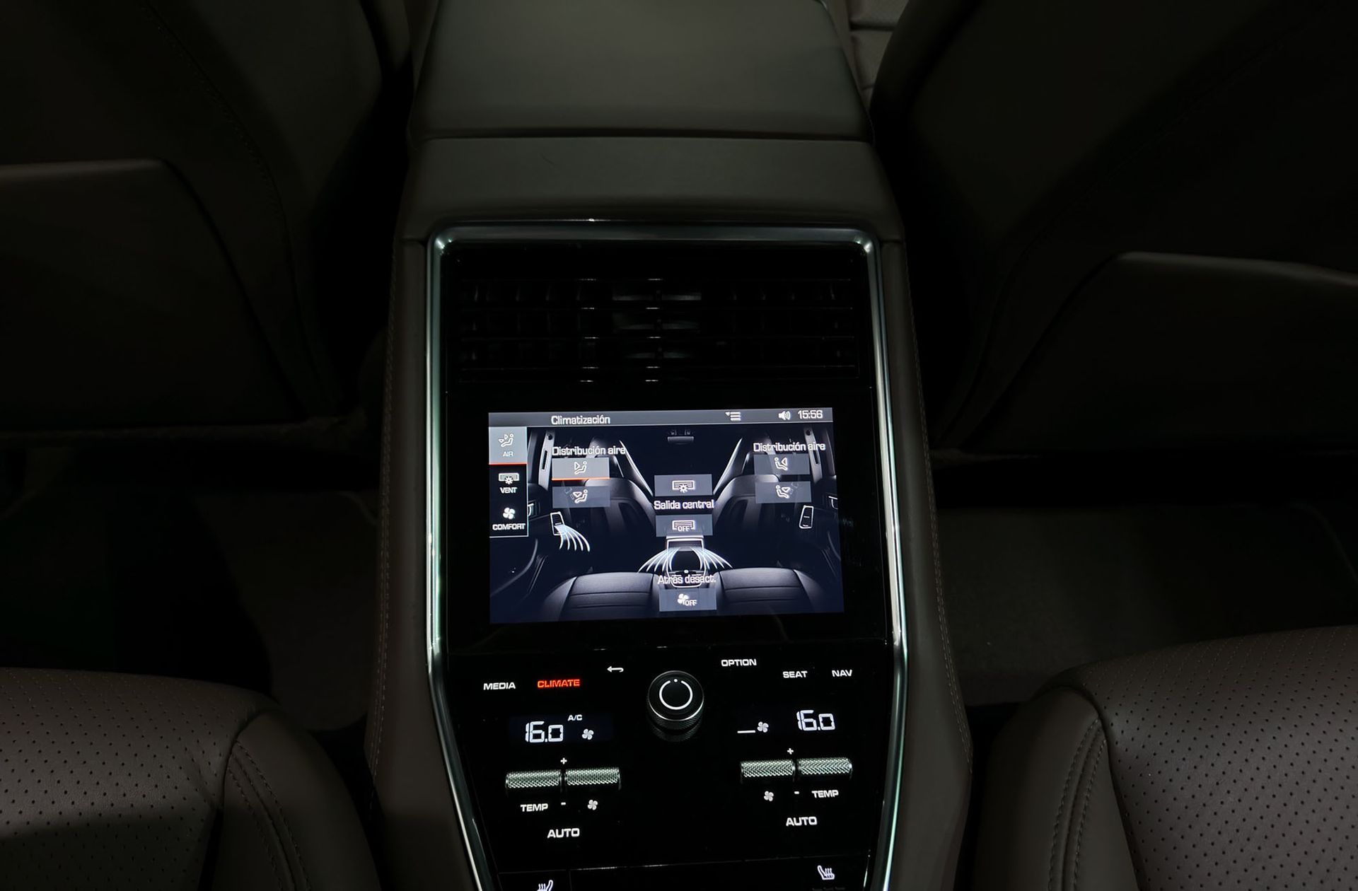 Porsche Panamera 4S E-Hybrid - foto 44