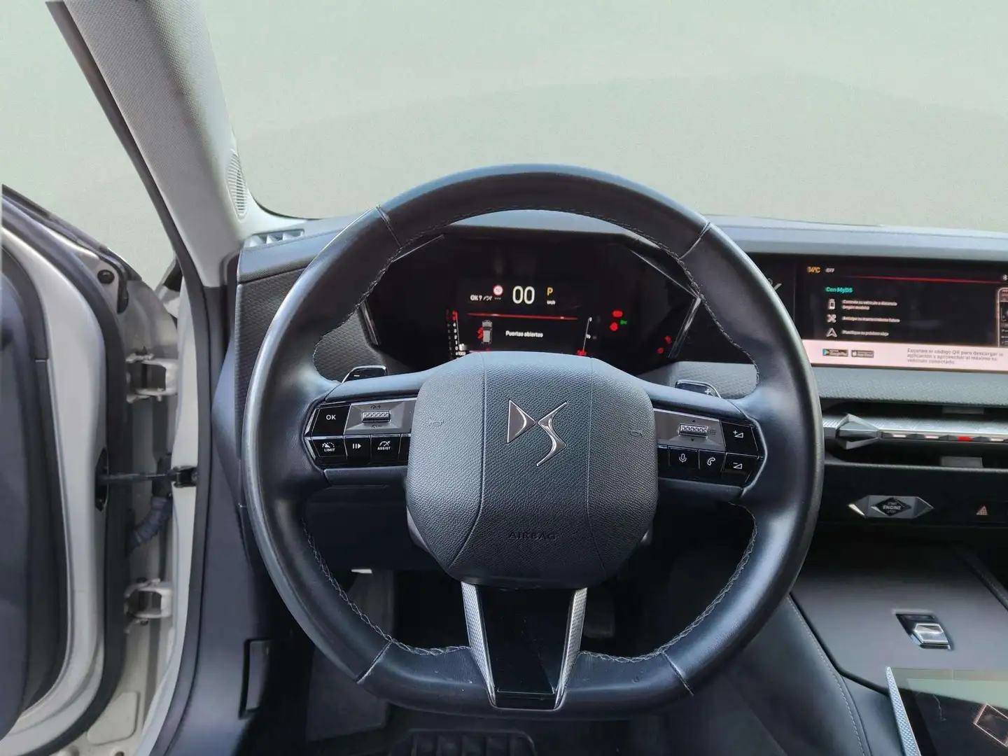 Foto DS DS 4 DS DS4 BlueHDi 130 Trocadero Auto (130 CV)