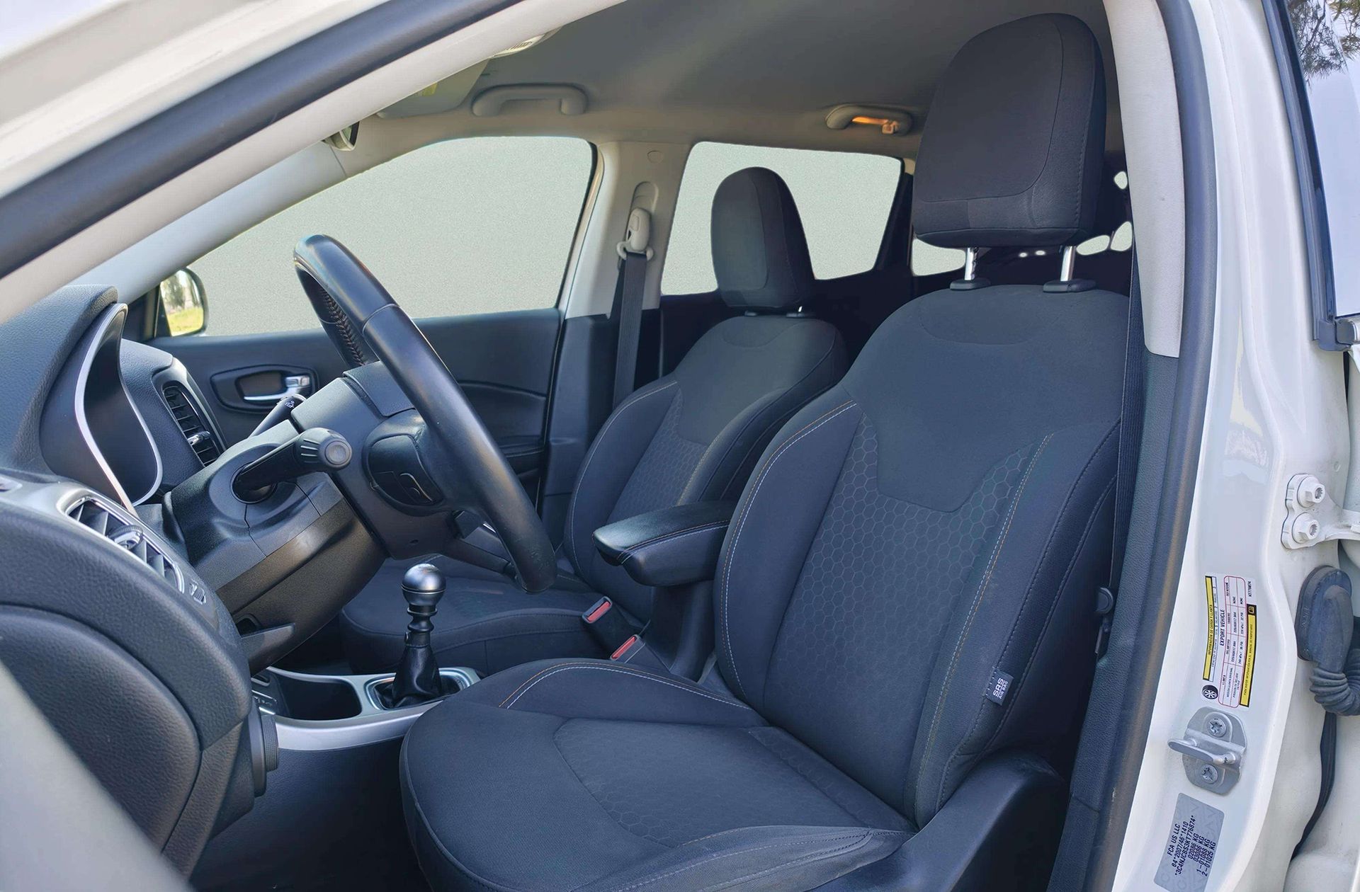 Jeep Compass 1.6 MultiJet Longitude 4x2 - foto 10