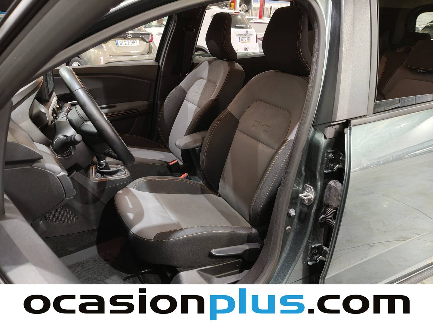 Foto asientos delanteros Dacia Jogger Dacia Jogger Extreme Hybrid (140 CV) 7 Plazas