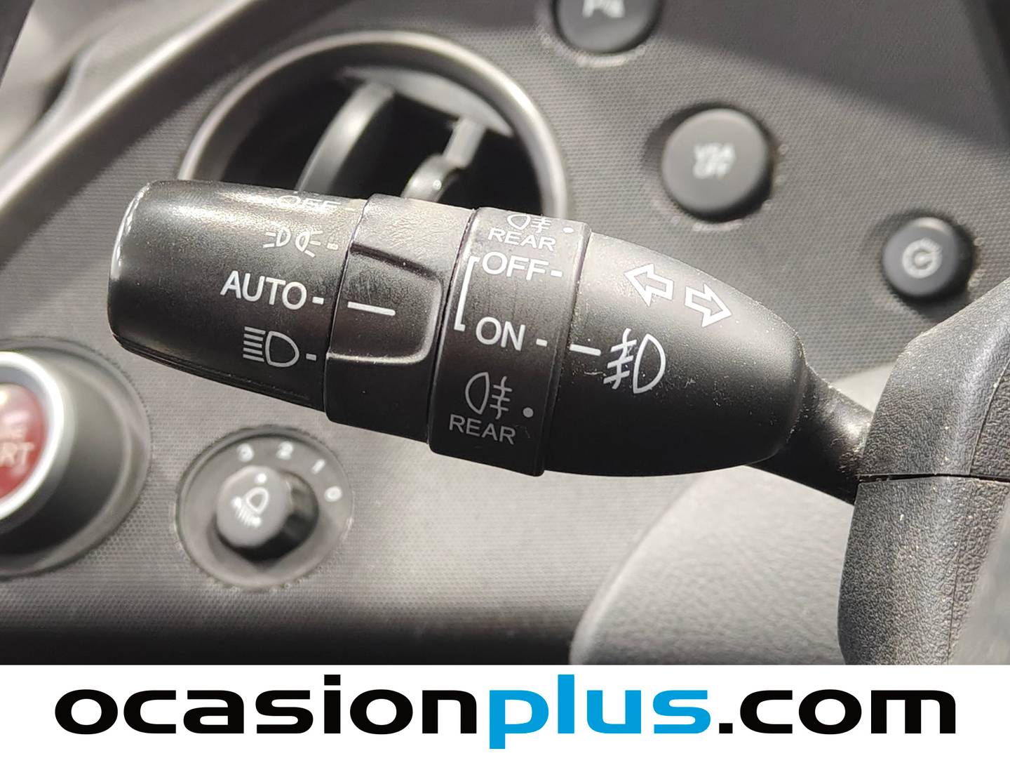 Extras y acabados del Honda Civic Honda Civic 1.8 I-VTEC Sport (140 CV)