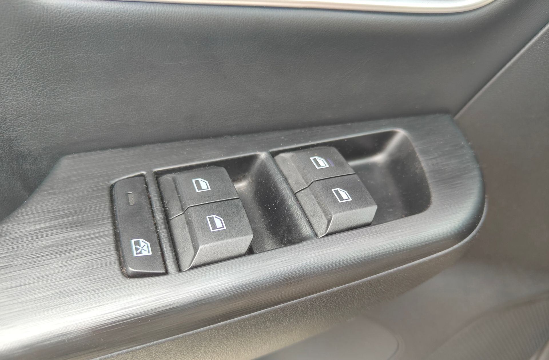 MG ZS 1.5 Hybrid+ Luxury - foto 36