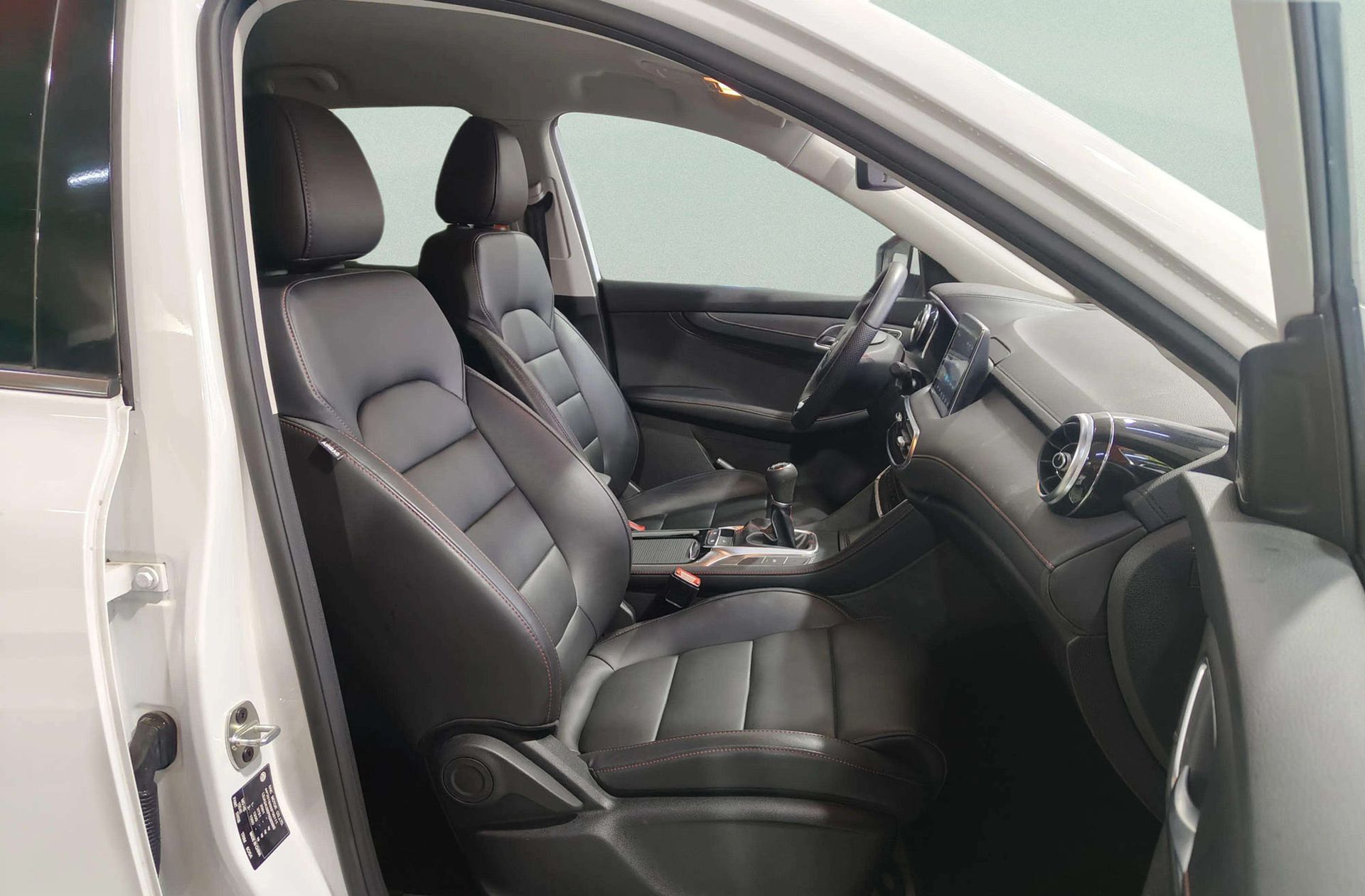 MG HS 1.5 Turbo GDI Comfort - foto 22
