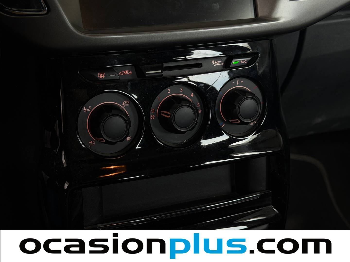 Acabados Citroën C3 Citroën C3 PureTech 82 Live Edition (82 CV)