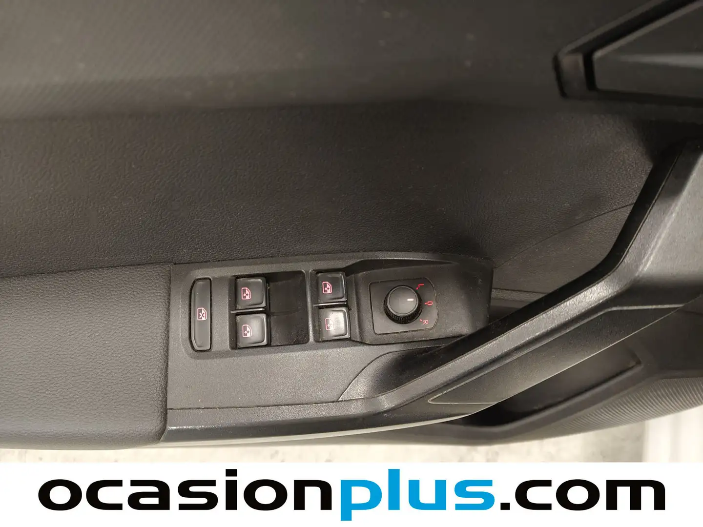 Foto Seat Ibiza SEAT Ibiza 1.0 MPI Reference Plus (80 CV)