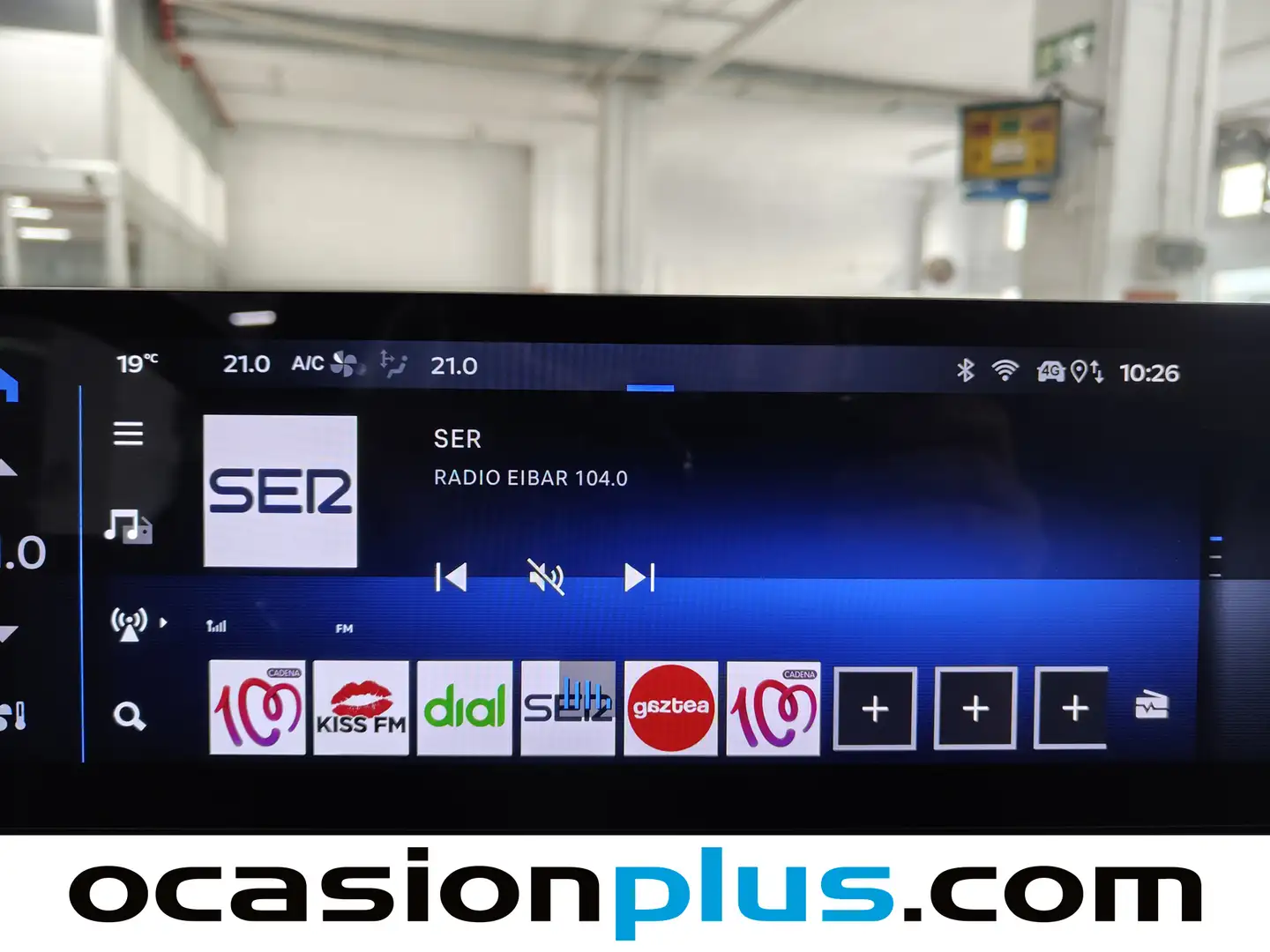 Foto Opel Grandland Opel Grandland 1.2T XHT Hybrid GS eDCT6 (136 CV)