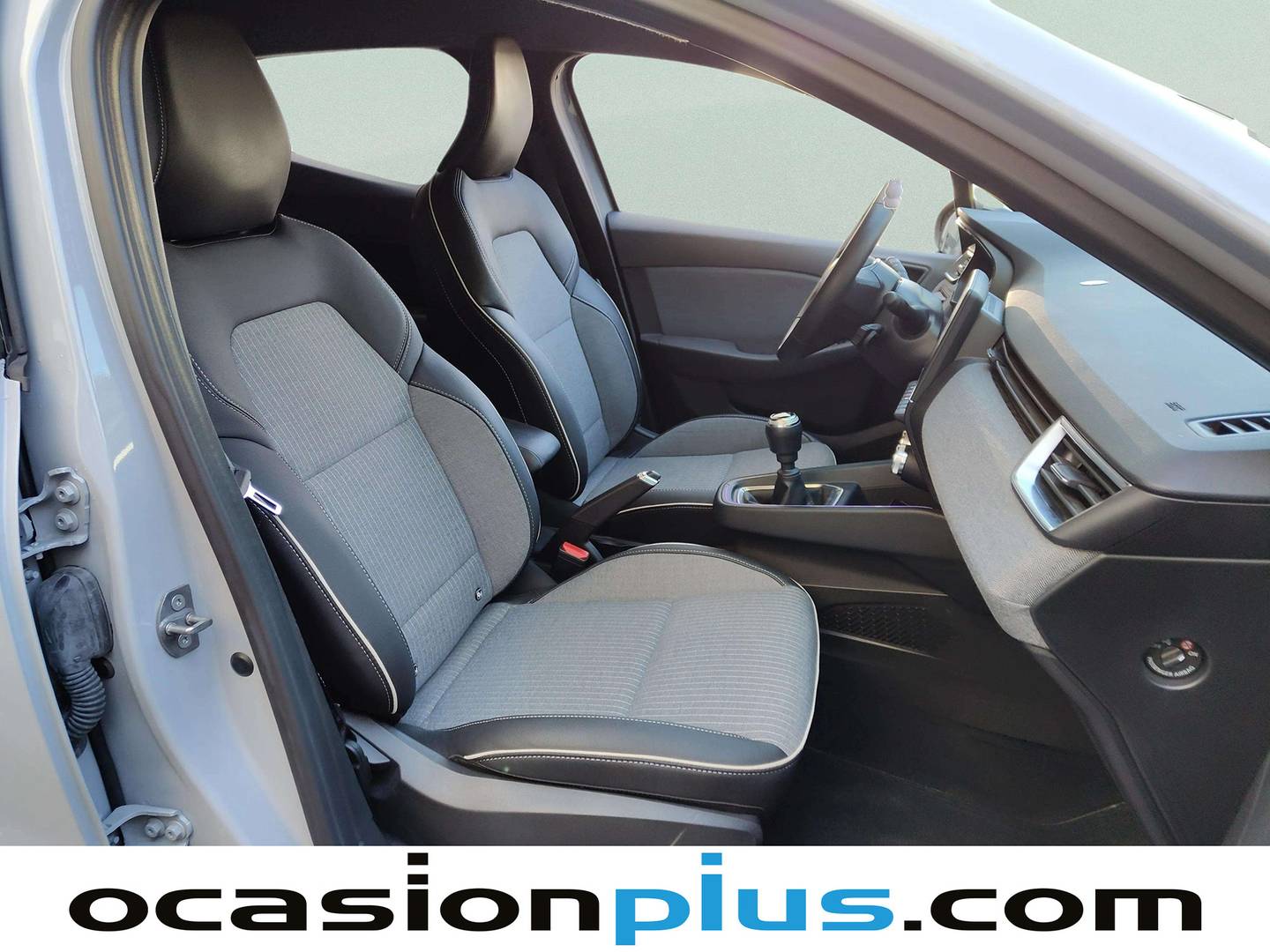 Renault Clio Renault Clio Techno TCe (100 CV) GLP manual