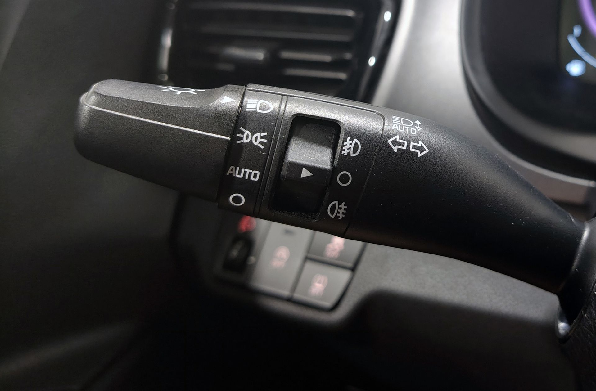 Kia Stonic 1.2 DPi Drive - foto 23