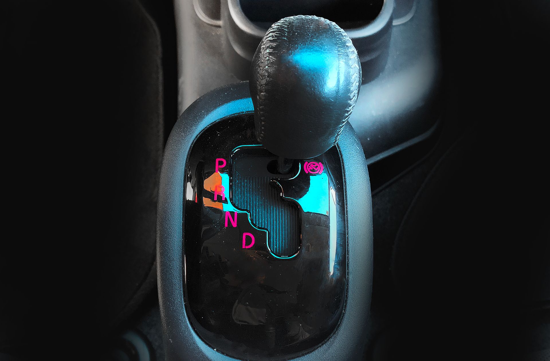 Peugeot iOn - foto 5