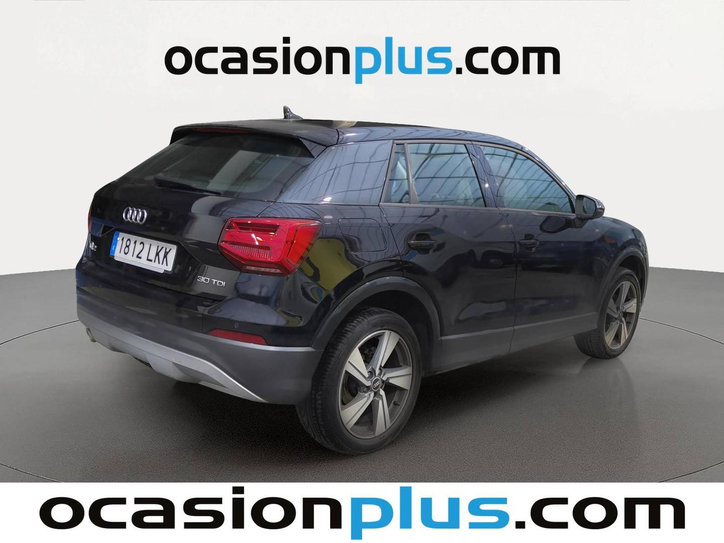 Foto trasera Audi Q2 Audi Q2 design 30 TDI (116 CV) derecha