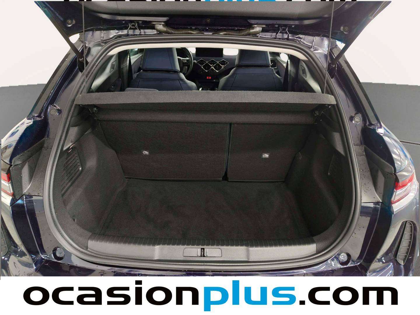 DS DS 3 Crossback DS DS3 Crossback BlueHDi 130 Ines de la Fressange Auto (131 CV) 2021