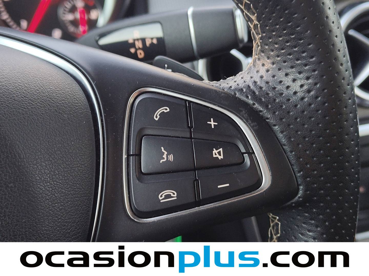 Foto Mercedes GLA Mercedes-Benz GLA GLA 200 d (136 CV)